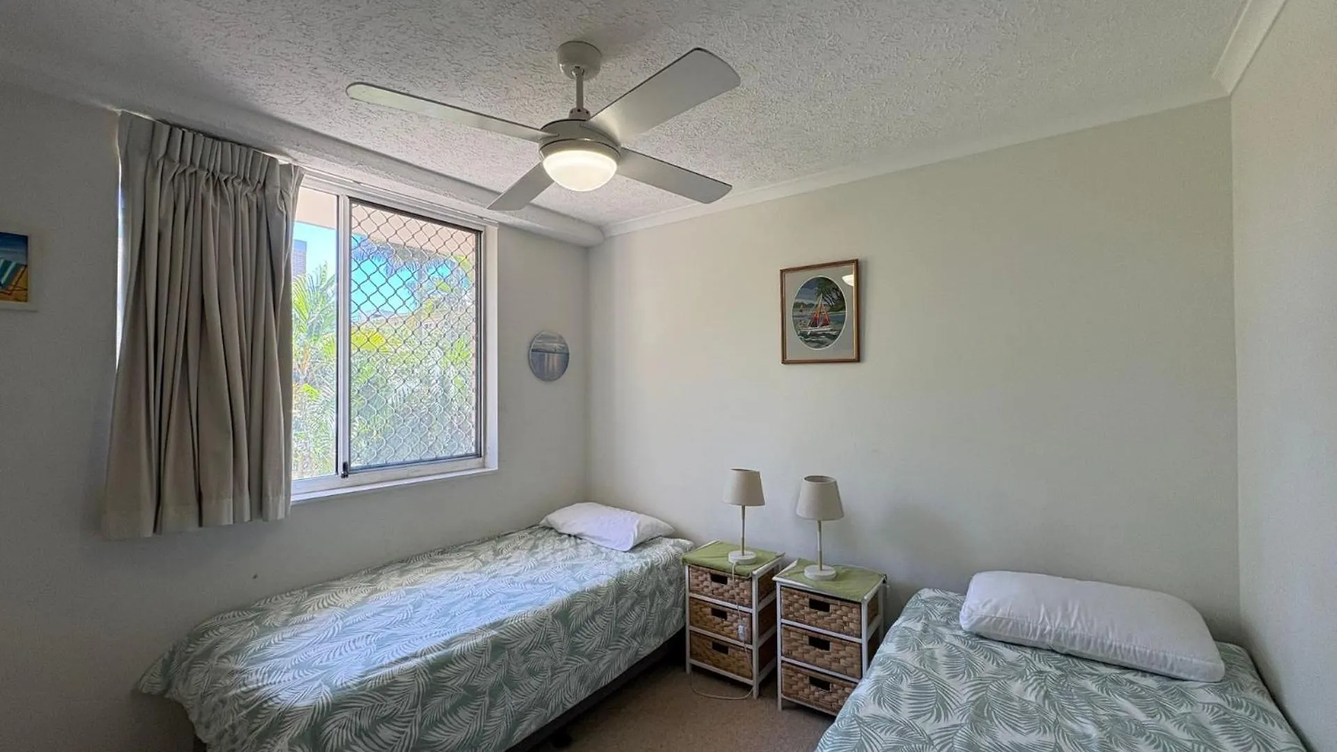 Kokomo Unit 4 Caloundra